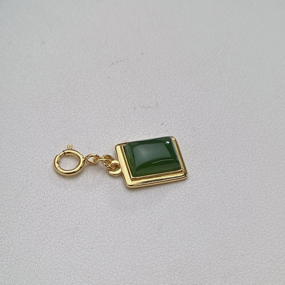 SGP2 S925 Stamped Jade Detachable Pendant - Picture 2 of 5